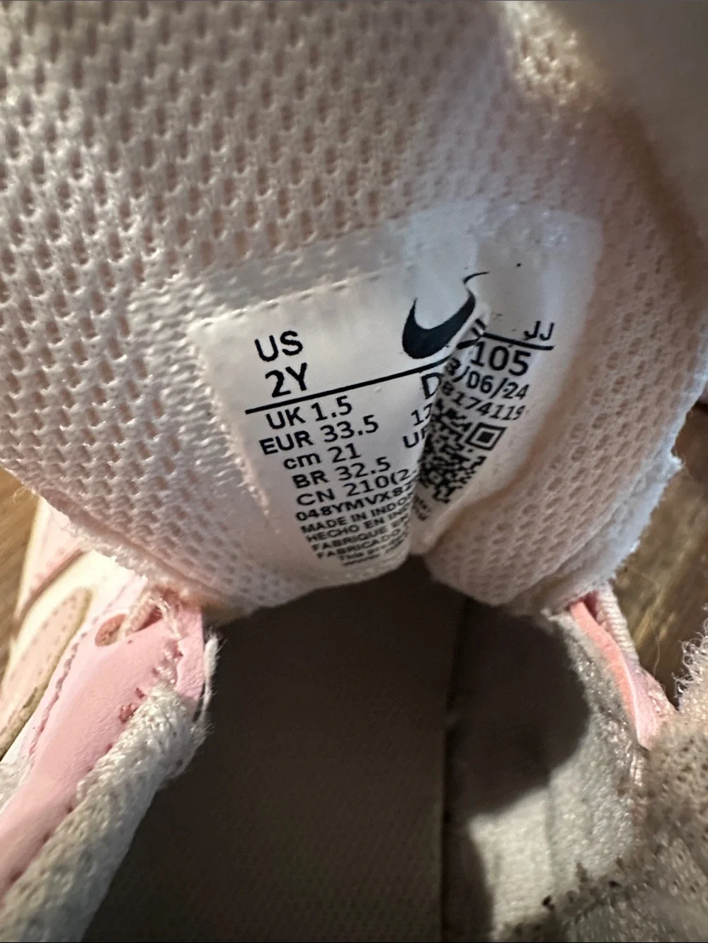 2 pair girls Nike